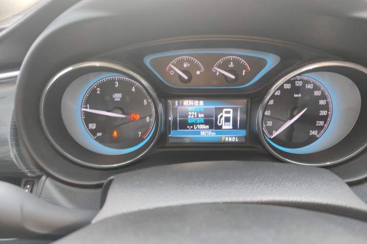 Used Buick Envision 2017 20T Two-Wheel-Drive Tech Edition
