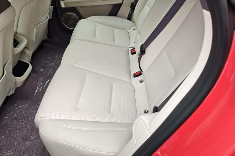 Used Avatr 06 2025 Pro Range-Extended Edition Left Rear Seat