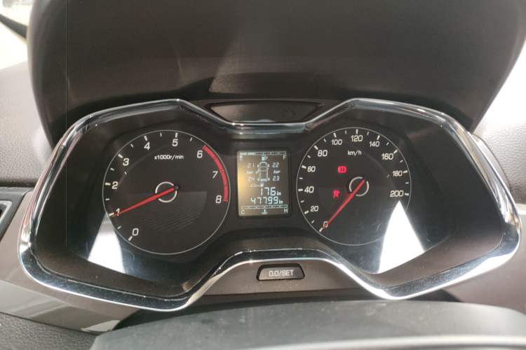 Used Baojun 310W 2017 1.5L Manual Fashion Model China V
