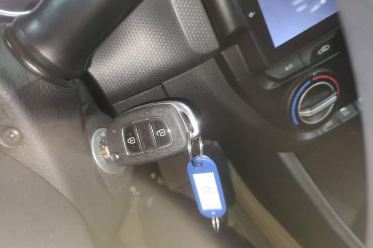 Used Hyundai Verna (older generation) 2020 1.4L Manual GL Refreshed Edition