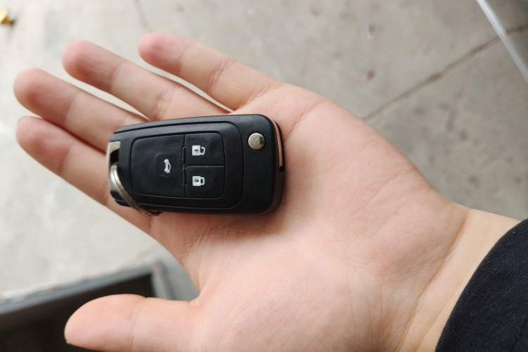 Used Buick GL8 2011 2.4L LT Luxury Business Executive Edition Vehicle Key