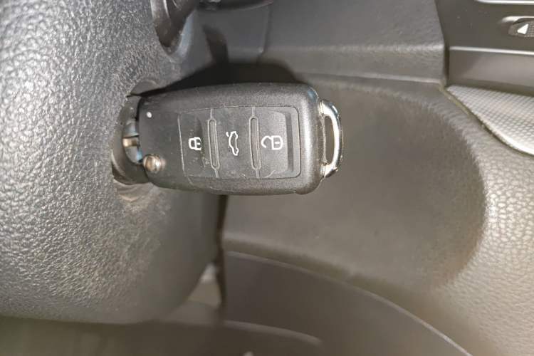 Used Volkswagen Sharan 2013 1.8TSI Standard Model Euro IV Vehicle Key