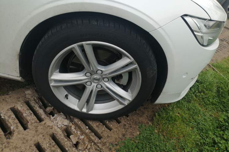 Used Volvo S90 2017 T4 Zhiyuan Edition