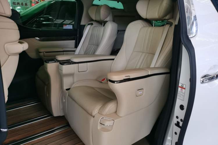 Used Toyota Vellfire 2020 Dual-Engine 2.5L HV Prestige Edition
