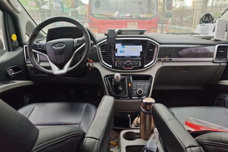 Used JAC Refine M4 2016 2.0L Manual Luxury Version