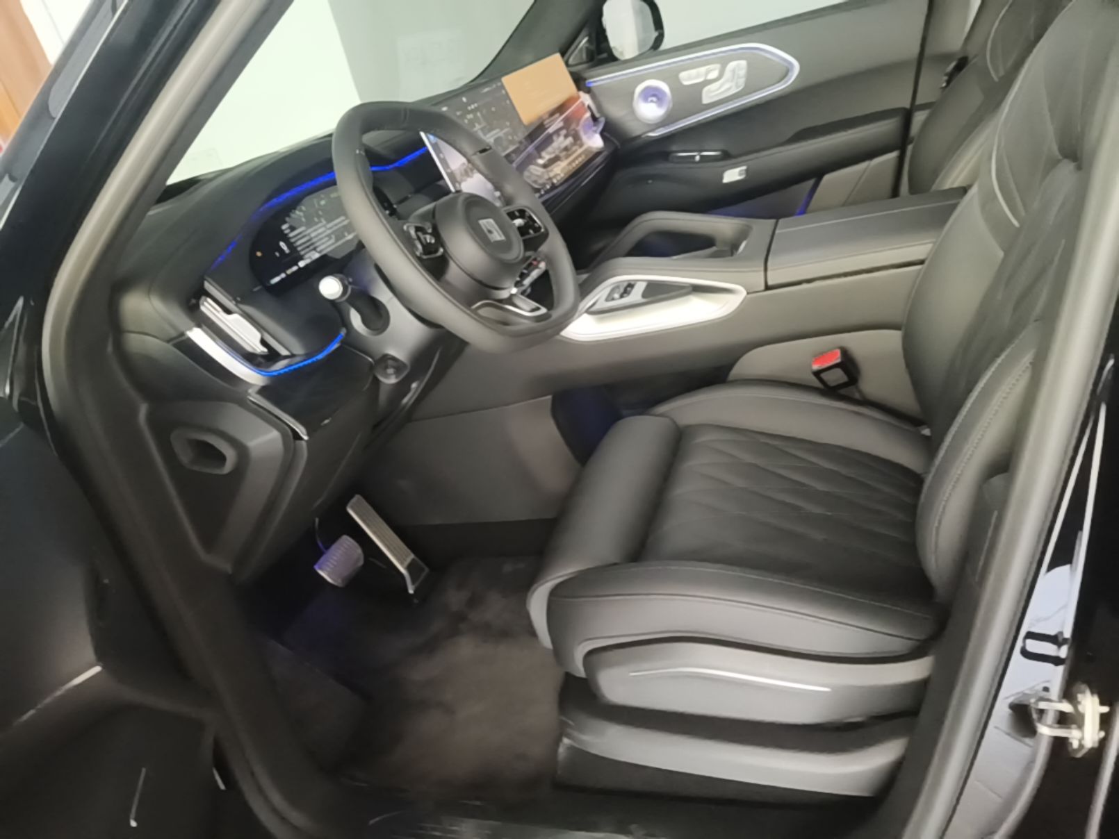 Zeekr 8X 2026 Model Ultra Edition 70kWh — снимка 17