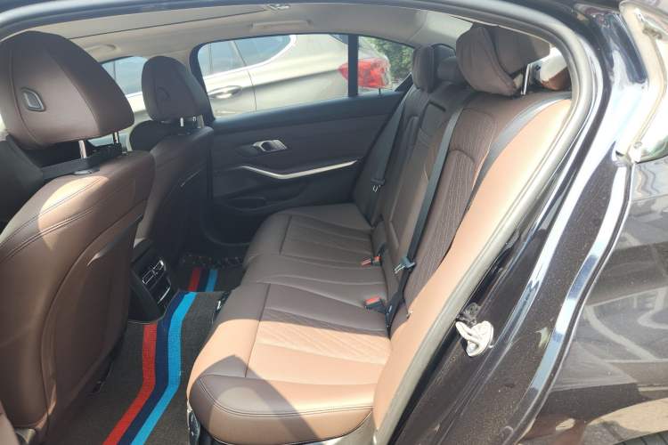 Used BMW i3 2024 eDrive 35 L Left Rear Seat