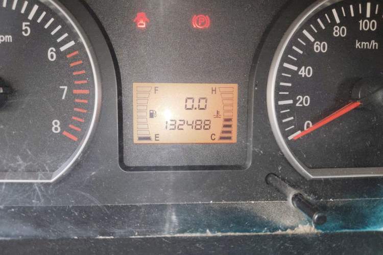 Used FORTHING Lingzhi 2013 M3 1.6L 7-Seater Luxury Model
