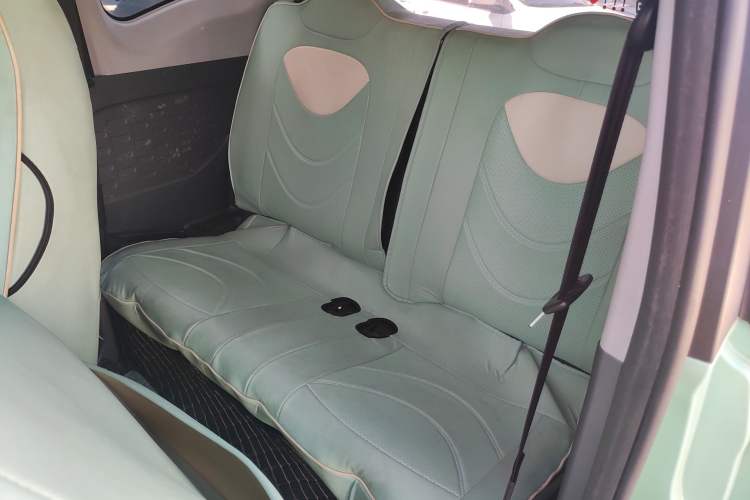 Used Chery QQ Ice Cream 2022 170km Sundae Phosphate Lithium-Ion