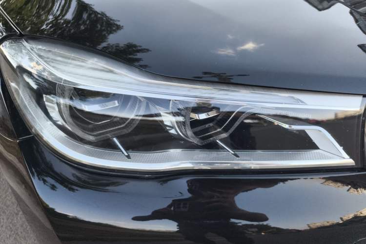 Used BMW 7 Series 2018 740Li Leading Model Excellence Package
