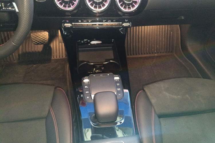 Used Mercedes-Benz A-Class 2023 A 200 L Fashion Model
