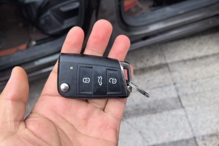 Used Volkswagen Sharan 2014 2.0 TSI Standard Model