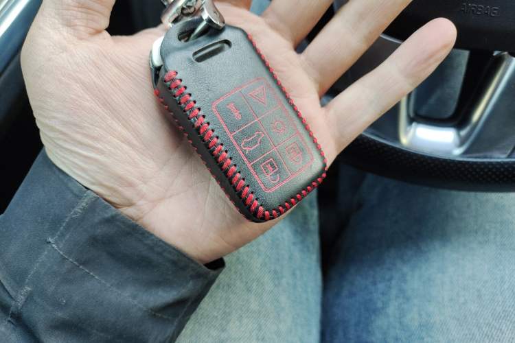 Used Volvo XC60 2017 T5 AWD Smart Range Edition Vehicle Key