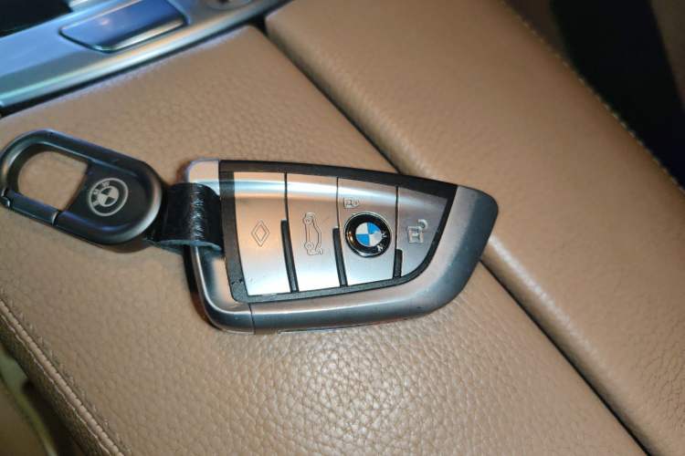 Used BMW 7 Series 2011 730Li Elegant Model Vehicle Key