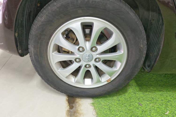 Used Kia K3 2013 1.6L Manual GL