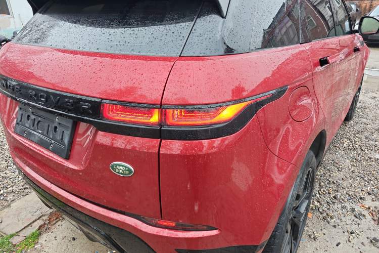 Used Land Rover Range Evoque 2020 249 PS R-DYNAMIC S Black Edition Sport Version
