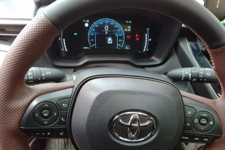Used Toyota Corolla Cross 2024 2.0L Elite Edition
