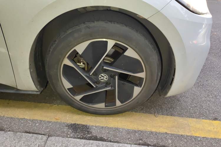 Used Volkswagen ID.3 2022 Active Pure Intelligent Enjoyment Edition Right Front Wheel Hub