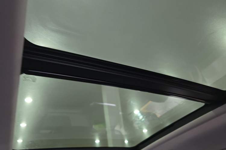 Used Haval DARGO 2022 1.5T DCT Two-Wheel Drive Labrador Edition Headliner