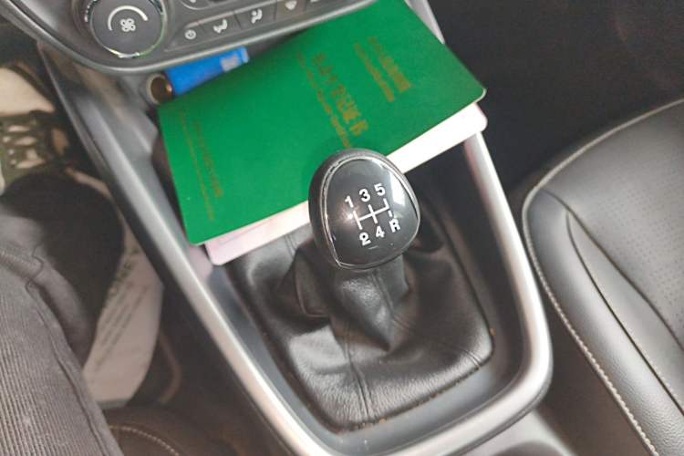 Used Ford Escort 2017 Happy Edition 1.5L Manual Fashion Model Gear Lever