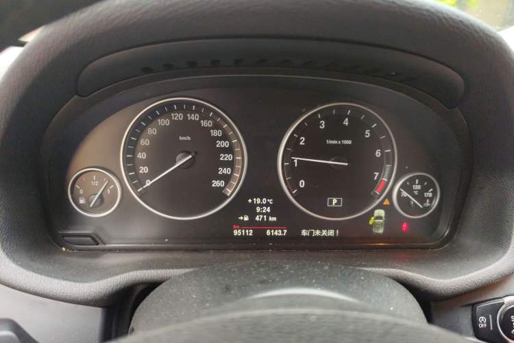 Used BMW X3 2013 Facelifted xDrive20i Luxury Edition Instrument Cluster