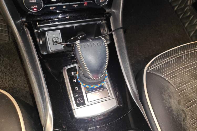 Used Infiniti QX30 2017 1.6T Two-Wheel-Drive Sport Edition