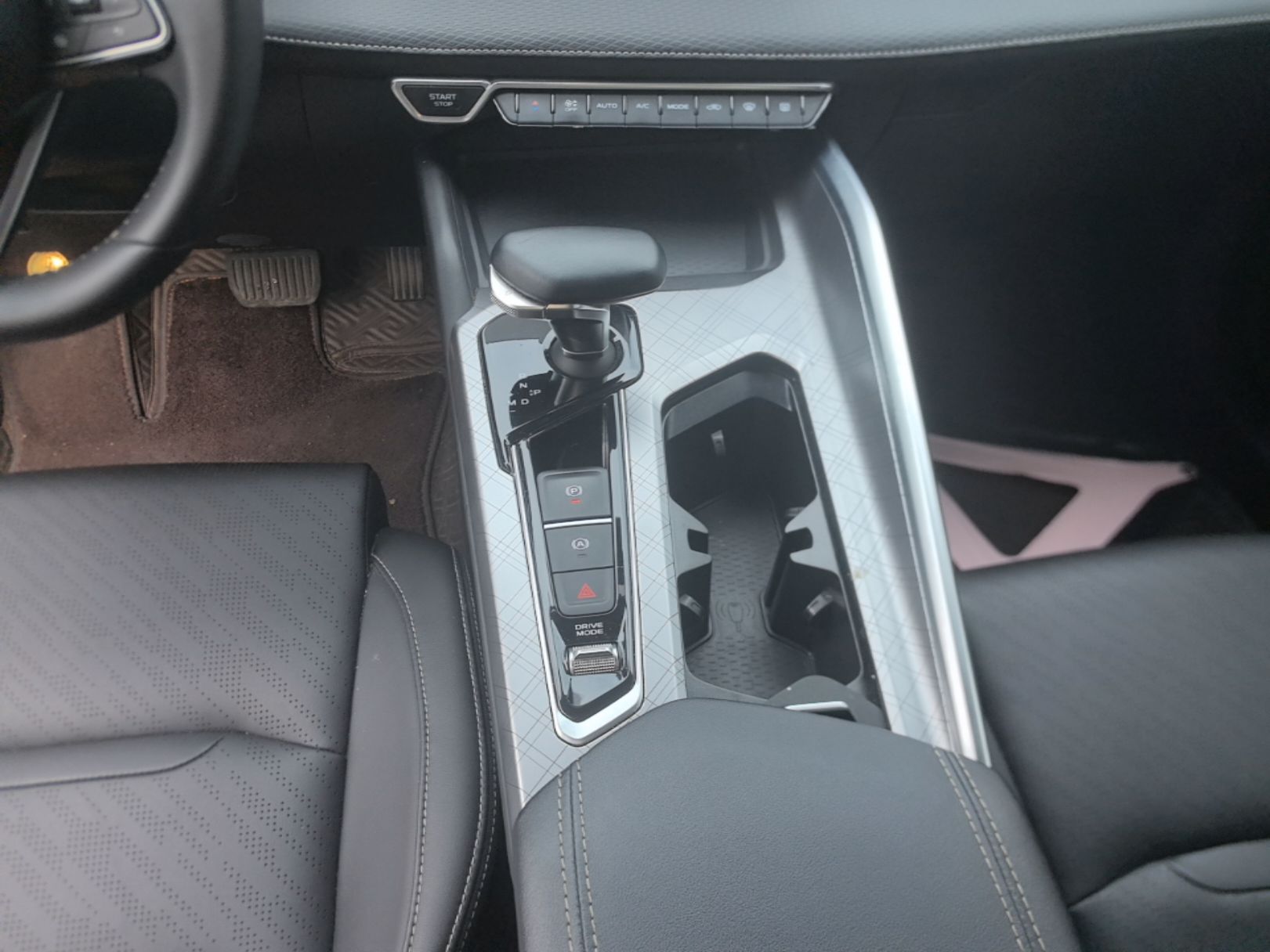 Geely Auto Preface 2021 2.0TD Elite Edition — снимка 16