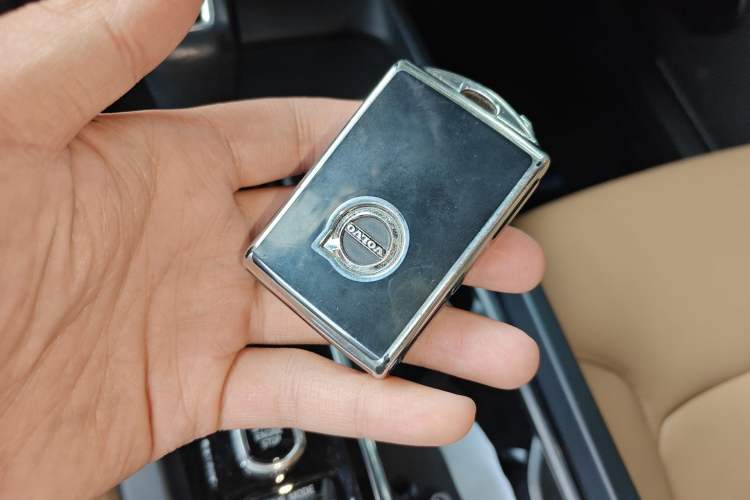 Used Volvo XC60 2019 T5 4x4 Smart Edition China VI Standard Interior 1