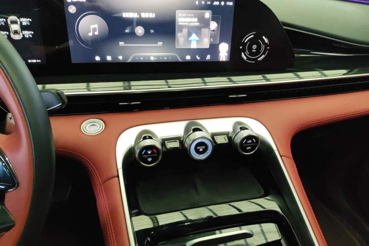 Used EXEED Stellar 2023 400T Two-Wheel Drive Comfort Flyfish Edition