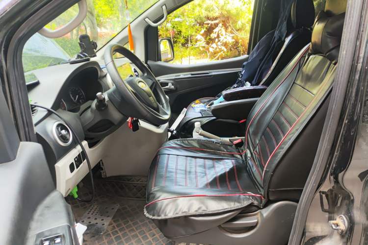 Used JAC Refine M3 2019 1.8L 5-Seater Express Edition Left Front Seat