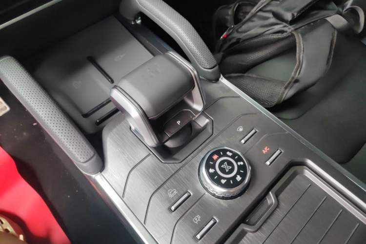 Used JETOUR Traveler 2023 2.0T All-Wheel-Drive CrossPRO