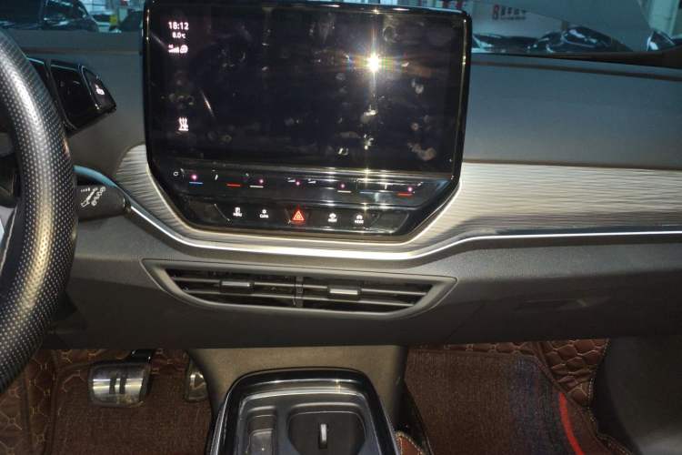 Used Volkswagen ID.4 CROZZ 2021 Long-Range PURE+ Two-Wheel Drive Version