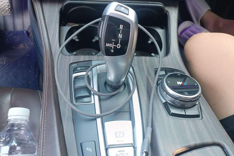 Used BMW 5 Series 2014 525Li Luxury Design Package
