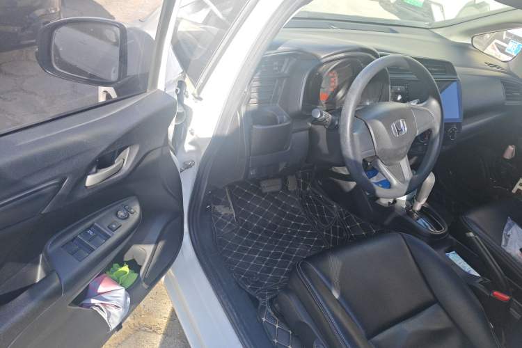 Used Honda Fit 2018 1.5L CVT Comfort Sunroof Version