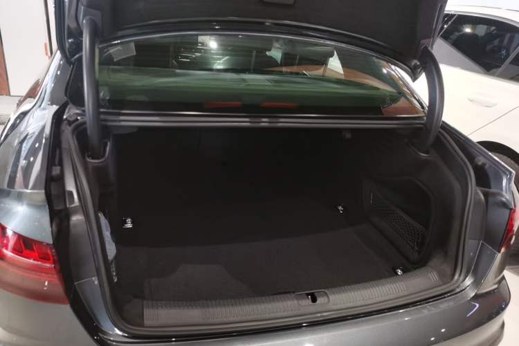 Used Audi A4L 2022 45 TFSI quattro Prestige Dynamic Edition
