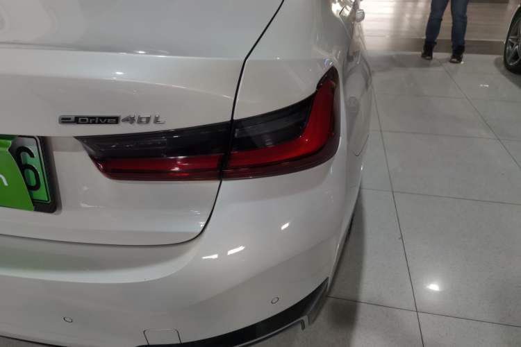 Used BMW i3 2023 eDrive 40 L Midnight Edition