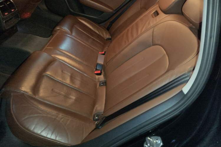 Used Audi A6L 2018 30th Anniversary Edition 35 TFSI Fashion Model
