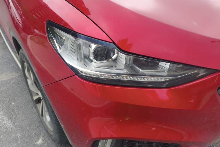 Used Wey VV6 2018 2.0T Two-Wheel-Drive Ultra-Luxury Version China V Standard
