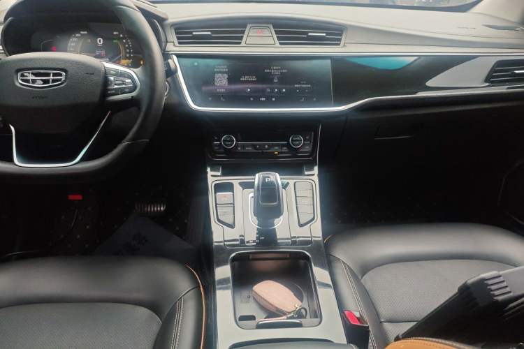 Used Geely Auto Emgrand GL 2020 1.5T DCT Luxury Model Audio And AC Panel