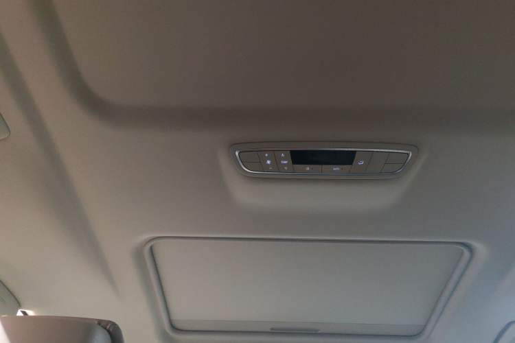 Used Buick GL8 2022 ES Landtrek 653T Comfort Edition
