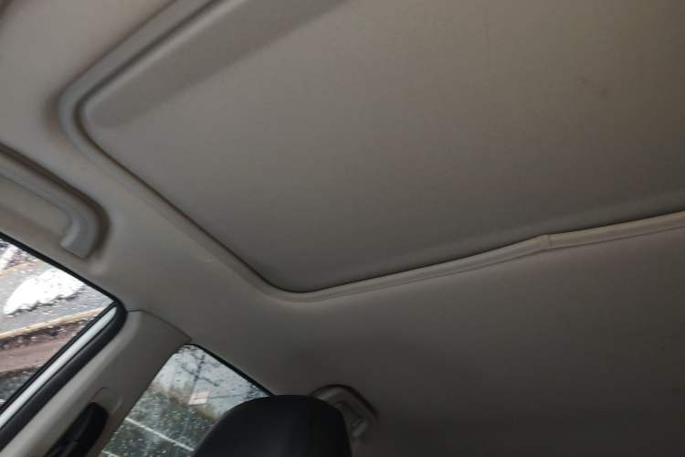 Used Geely Auto Vision 2020 Revised Version 1.5L CVT Asian Games Edition Headliner