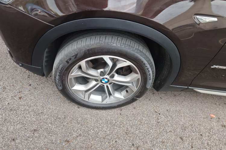 Used BMW X3 2014 xDrive20i X Design Package Left Front Wheel Hub