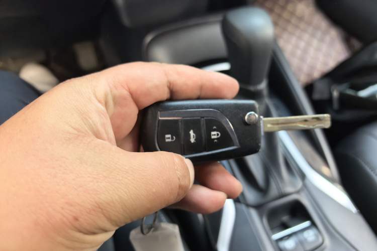 Used Toyota Levin 2022 TNGA 1.5L CVT Progressive Edition Vehicle Key