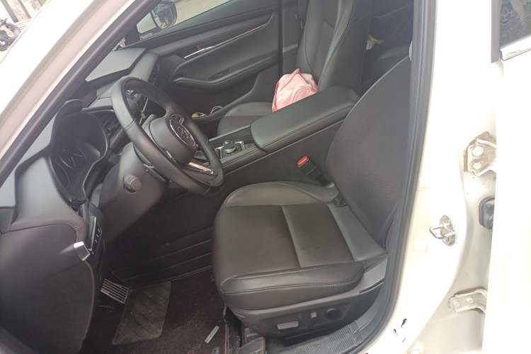 Used Mazda 3 Axela 2022 2.0L Automatic Zhiyao Edition
