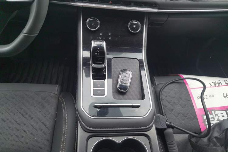 Used Chery Tiggo 8 2022 1.5 TCI Automatic Exclusive Edition 5 Seats Gear Lever