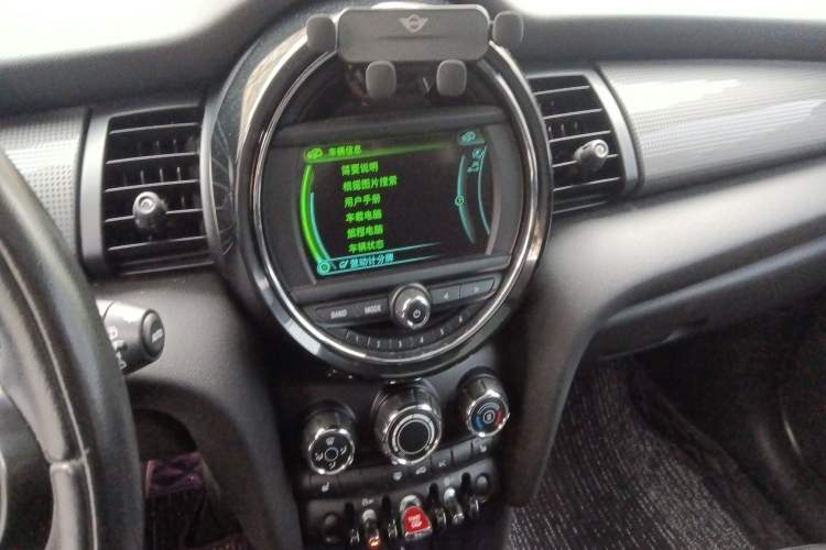 Used MINI MINI 2015 1.5T COOPER Fun Five-Door Edition
