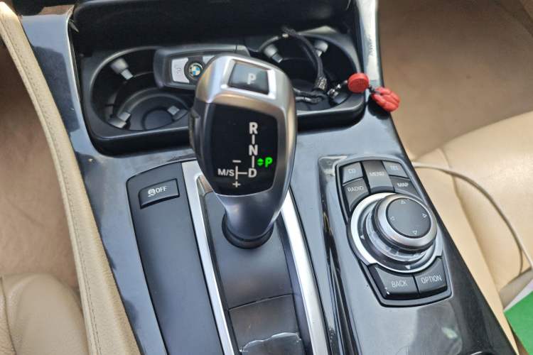 Used BMW 5 Series 2012 523Li Luxury Model Gear Lever