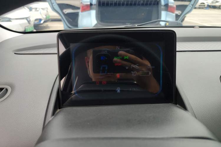 Used CHANGAN NEVO Lumin 2022 210km Sweet Edition