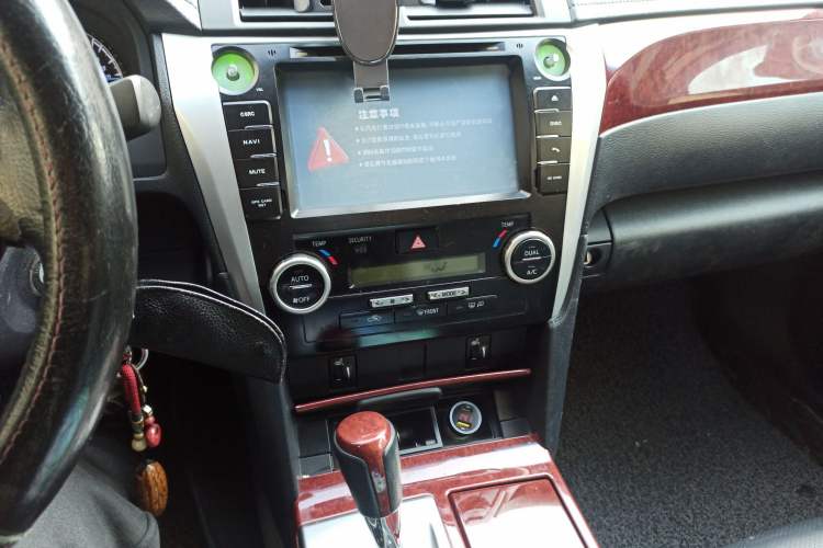 Used Toyota Camry 2013 2.0G Comfort Edition Audio And AC Panel
