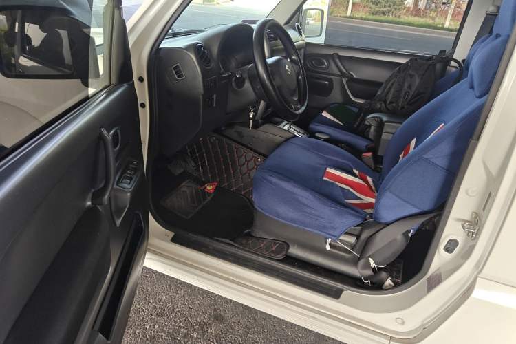 Used Suzuki Jimny 2015 1.3 AT JLX